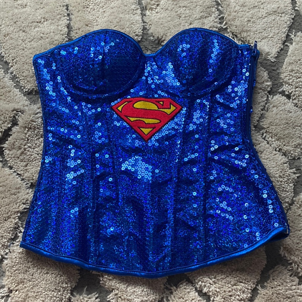 Halloween Supergirl corset. Adjustable lace up back.